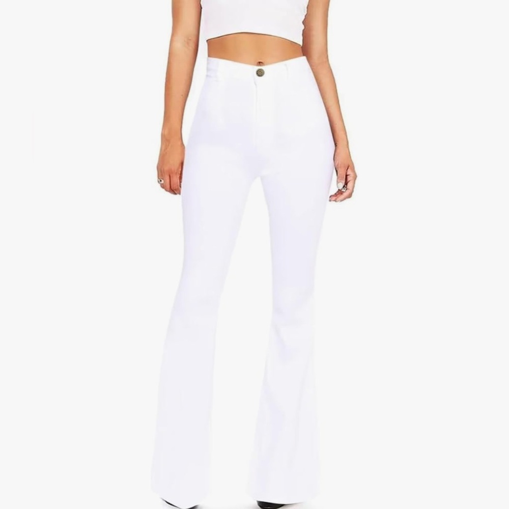 Women’s white jeans